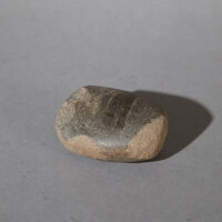 A Hammer Stone, Aotearoa