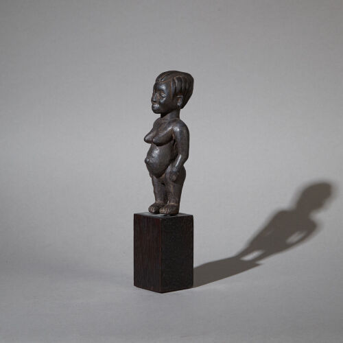 An Maternity Figure, Africa