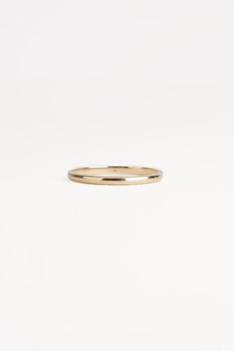 18ct Gold Fine Stacking Ring