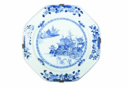 An Early-18th Century Chinese Blue and White Porcelain Plate