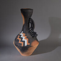 A Large and Impressive Baye Pewhairangi Riddell Floor Pot