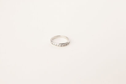 18ct White Gold Diamond Ring