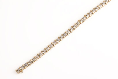 10ct Gold and Diamond Bracelet