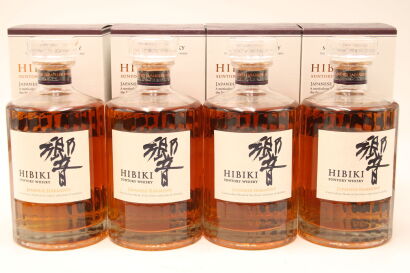 (4) Hibiki Japanese Harmony Blended Whisky, 43% ABV, 700ml