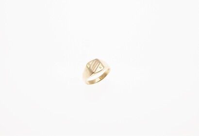 18ct Tri-Tone Signet Ring