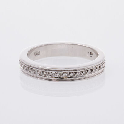 9ct Diamond Band Ring