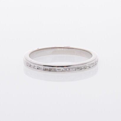 18ct Baguette Diamond Band