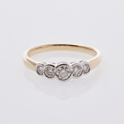 9ct Five Stone Diamond Ring