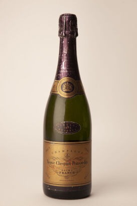 (1) 1985 Veuve Clicquot Ponsardin, Champagne (STOL)