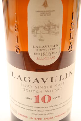 (1) Lagavulin 10 Year Old Single Malt Scotch Whisky