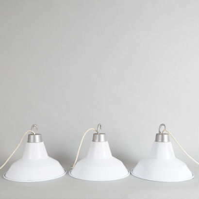 A Set Of Three Original 1950/60s Mid-Century Enamel Light Fittings