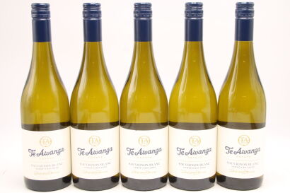 (5) 2020 Te Awanga Estate Sauvignon Blanc, Hawke's Bay