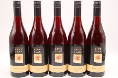 (5) 2020 Five Flax Pinot Noir, New Zealand