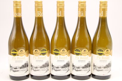 (5) 2021 Pa Road Pinot Gris, Marlborough