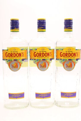 (3) Gordon's London Dry Gin, 37% ABV, 1000ml