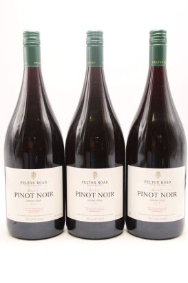 (3) 2014 Felton Road Block 3 Pinot Noir, Bannockburn, 1500ml [JR17.5] [BC96]