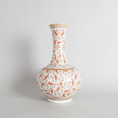 A Chinese Qing Dynasty Famille Rose 'Bats' Bottle Vase (Da Qing Xuantong Nian Zhi Mark)