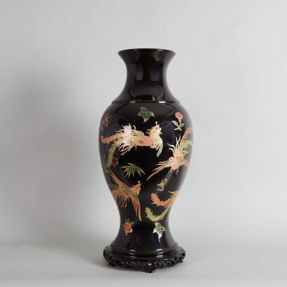 A Chinese Black Lacquered 'Phoenix' Vase