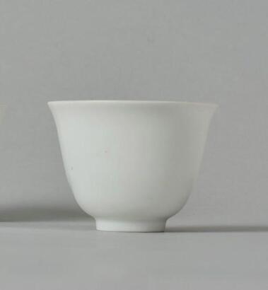 A Chinese Incised White-Glazed Eggshell Cup (Tian Mark)