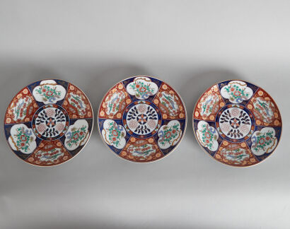 Three Japanese Imari 'Floral' Dishes