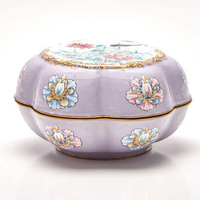 A Purple Cantonese Enamel Lidded Dish