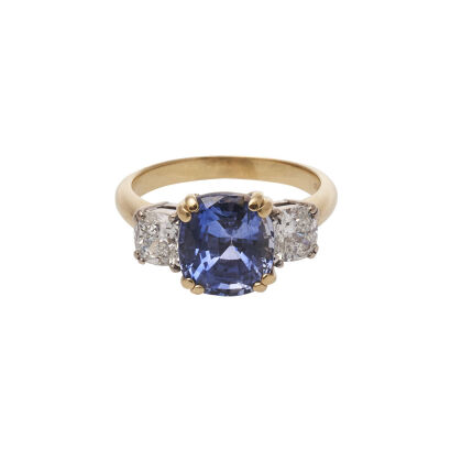 18ct Sapphire and Diamond Ring