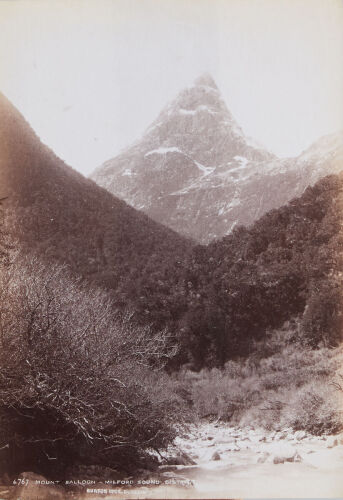BURTON BROS Mount Balloon, Milford Sound District