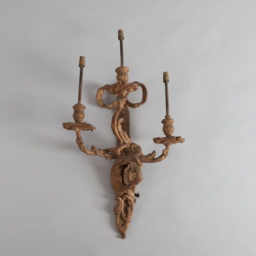 An Antique Gilt Sconce