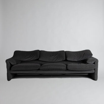 A Maralunga 675" Three-Seater Sofa by Vico Magistretti for Cassina