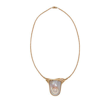 18ct Mabe Pearl and Diamond Pendant