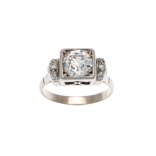 A 2.35ct Diamond Ring