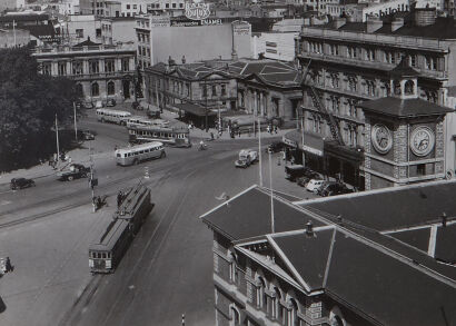 VICTOR C. BROWNE Christchurch with Trams and Buses from Air