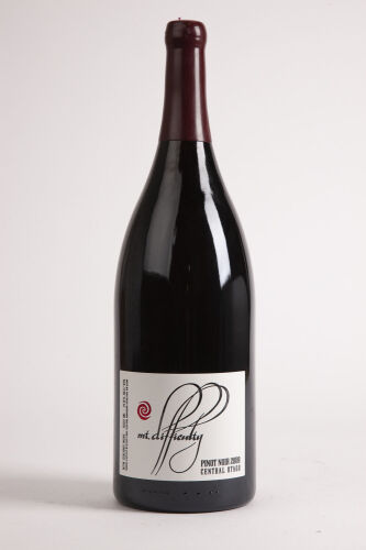 (1) 2009 Mt Difficulty Pinot Noir 1500ml, Central Otago