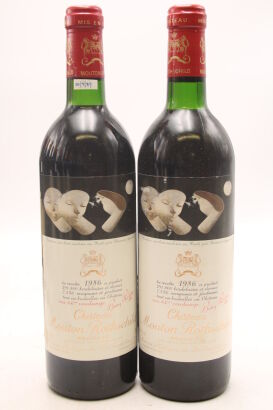 (2) 1986 Chateau Mouton Rothschild, Pauillac [JR17.5] [RP100] [WS99]