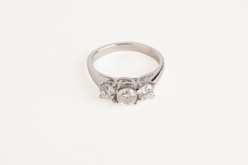 14ct White Gold Diamond Ring
