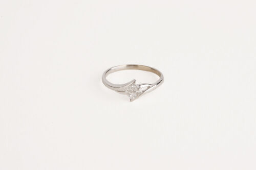 18ct White Gold Diamond Dress Ring