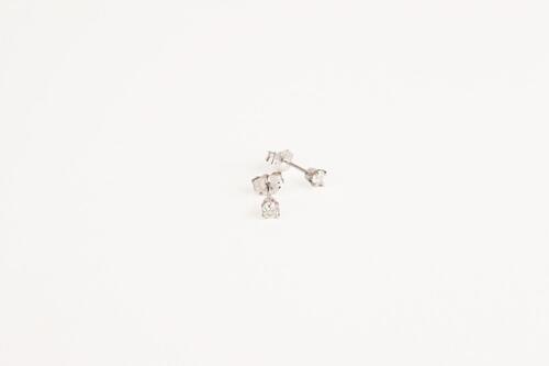 A Pair of 0.30ct Diamond Stud Earrings
