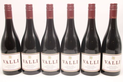 (6) 2015 Valli Gibbston Vineyards Pinot Noir, Gibbston [JR16.5]