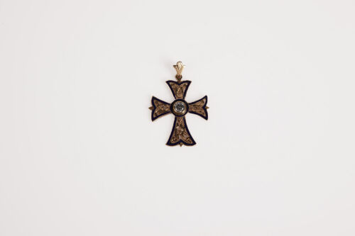 18ct Gold Diamond Cross Pendant