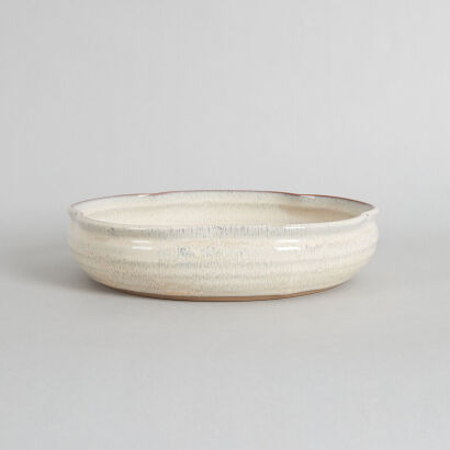 A Chinese Shiwan Studio Made Barbed-Rim Fruit Bowl