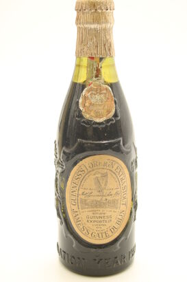 (1) 1953 Guinness Foreign Extra Stout, to Commemorate Queen Elizabeth II's Coronation