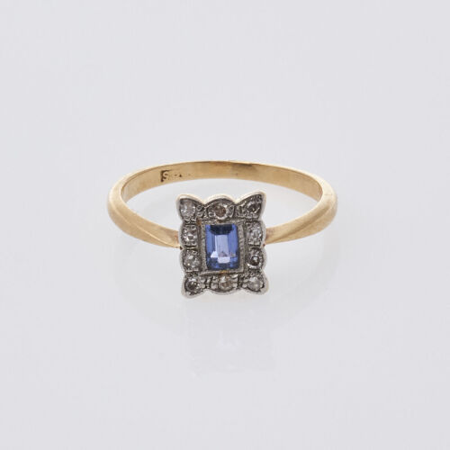 18ct Sapphire and Diamond Ring