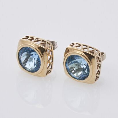 14ct Round Blue Topaz Earrings