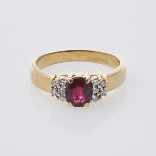 18ct Ruby and Diamond Ring