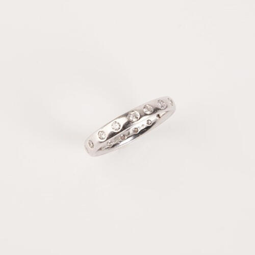 18ct White Gold Diamond Ring