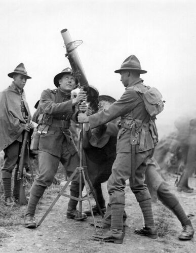 NEW ZEALAND ARMY AT MOCK "BATTLE" AKAROA