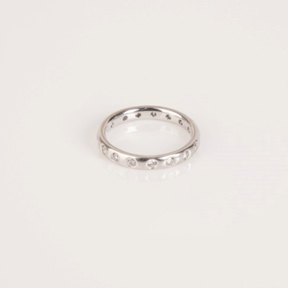 18ct White Gold Ring