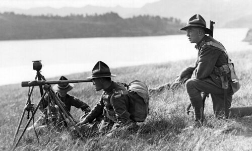 TERRITORIALS TAKE PART IN MOCK BATTLE AT PURAU