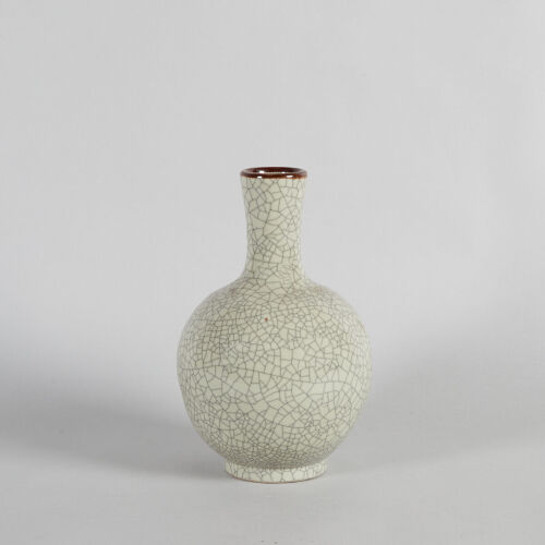 A Chinese Crackle-Glazed Bottle Vase (Guan Mark)