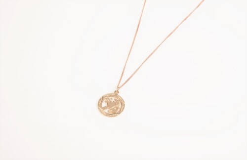 9ct Gold Pendant on Chain